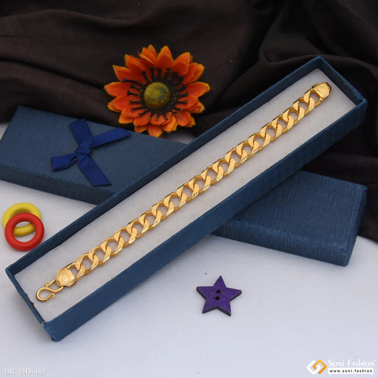 1 Gram Gold Plated Awesome Design Link Bracelet for Men - Style D485