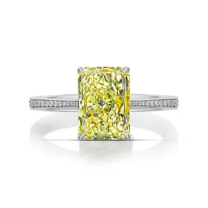 2.80 Carat Radiant Cut Diamond Ring