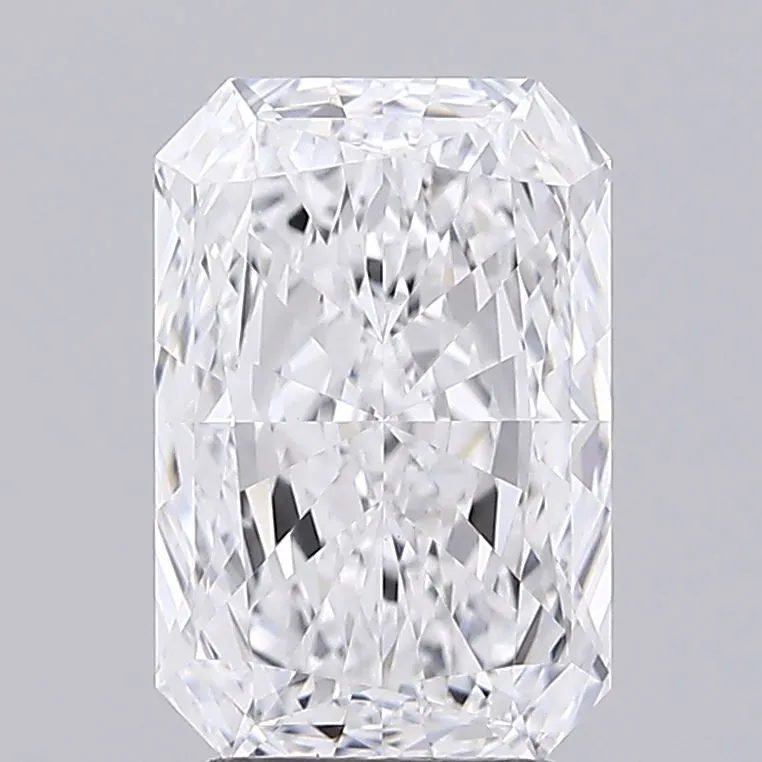 3.01 Carats RADIANT Diamond