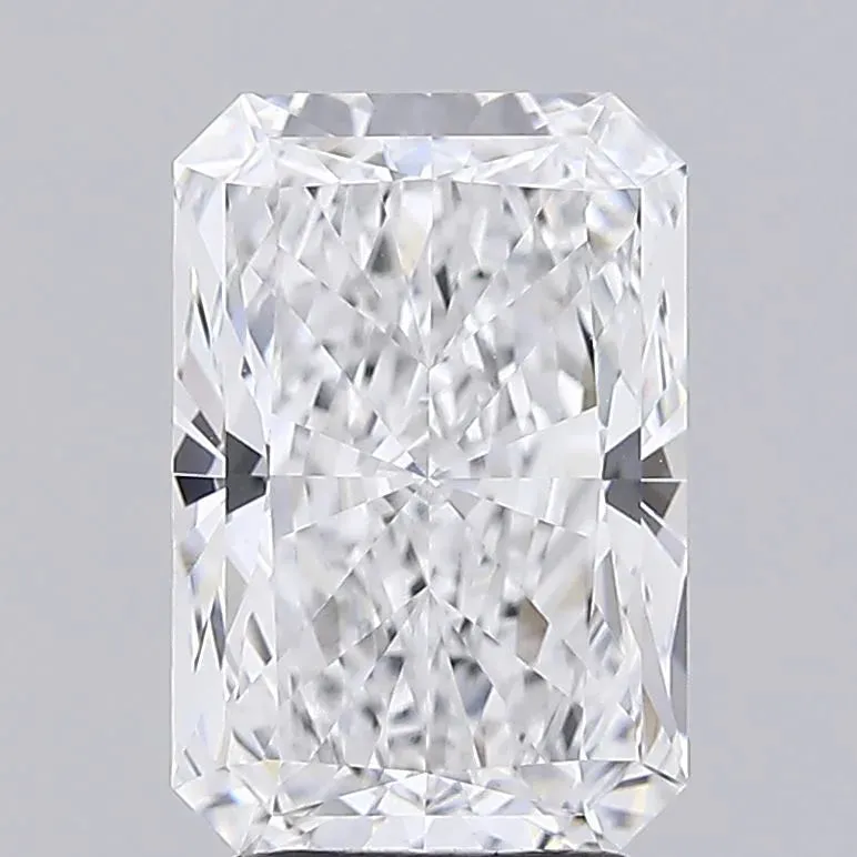 3.41 Carats RADIANT Diamond