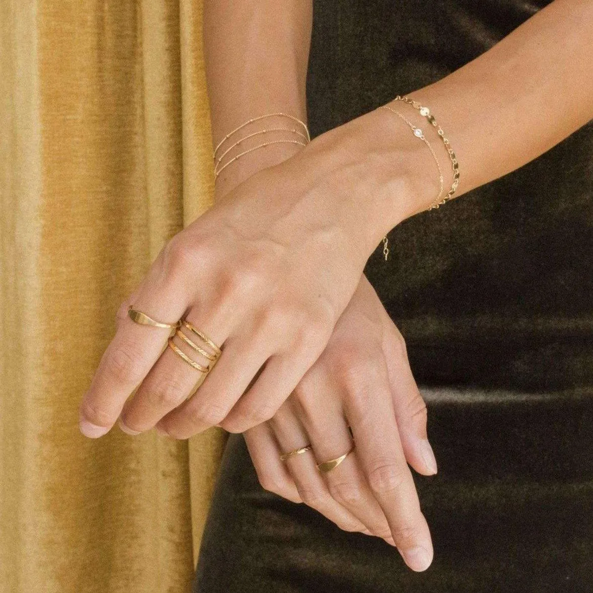 MAY MARTIN Petite Signet GF Ring